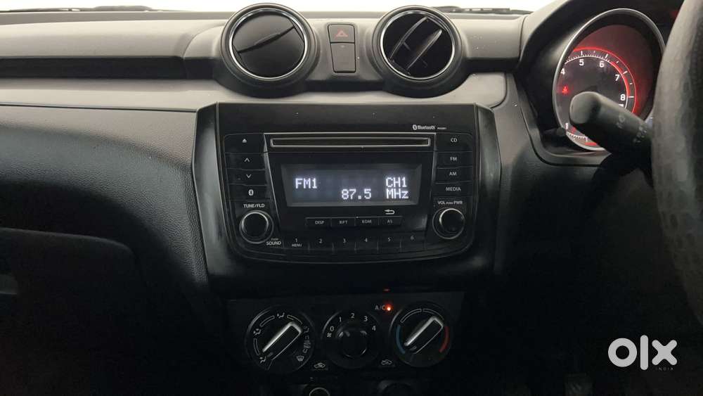 Maruti Suzuki Swift Vvt Vxi, 2018, Petrol