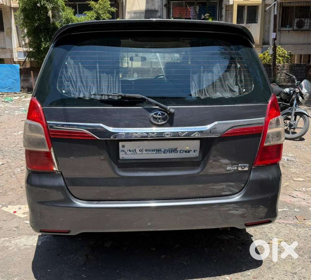 Toyota Innova 2015 Diesel Well Maintained