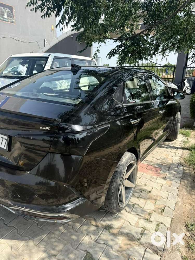 Hyundai Verna 2021 Diesel 78000 Km Driven