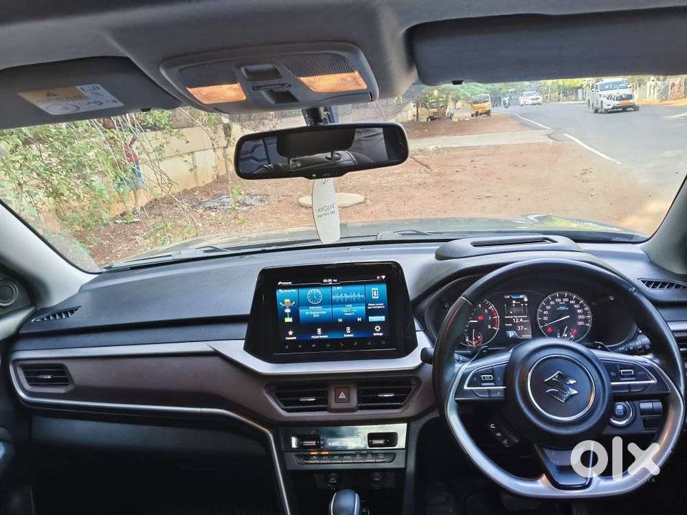 Maruti Suzuki Brezza 1.5 Zxi At Smart Hybrid, 2023, Petrol