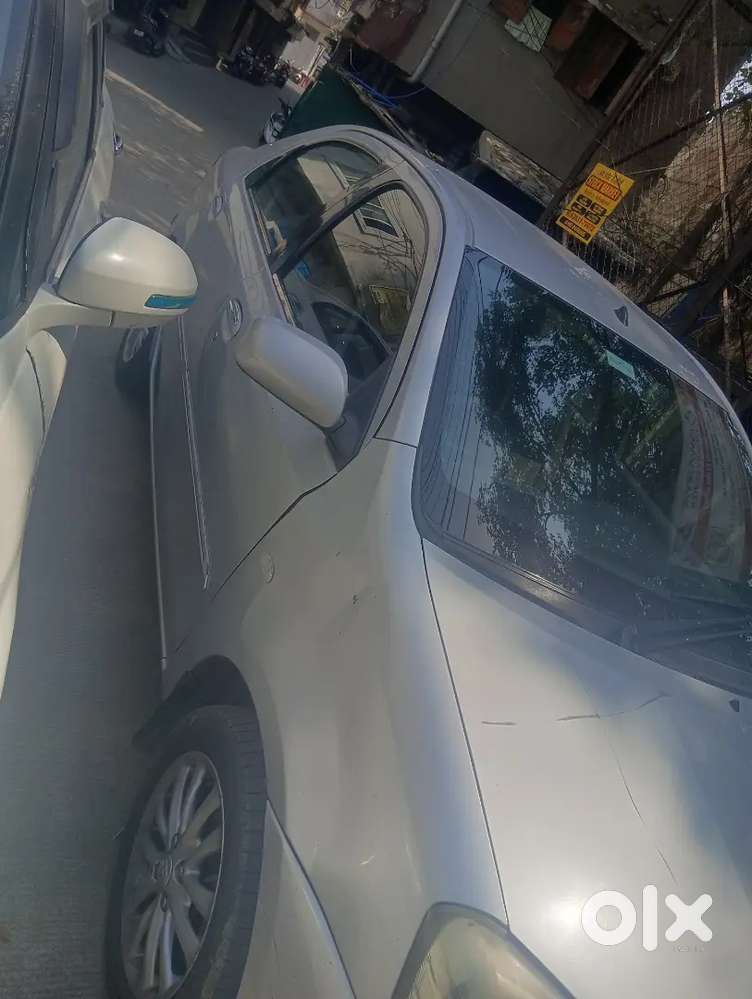 Toyota Etios 2011 Petrol 80000 Km Driven