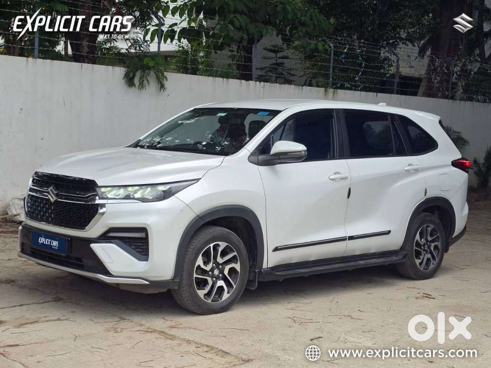 Maruti Suzuki Invicto Zeta Plus 8str, 2023, Petrol
