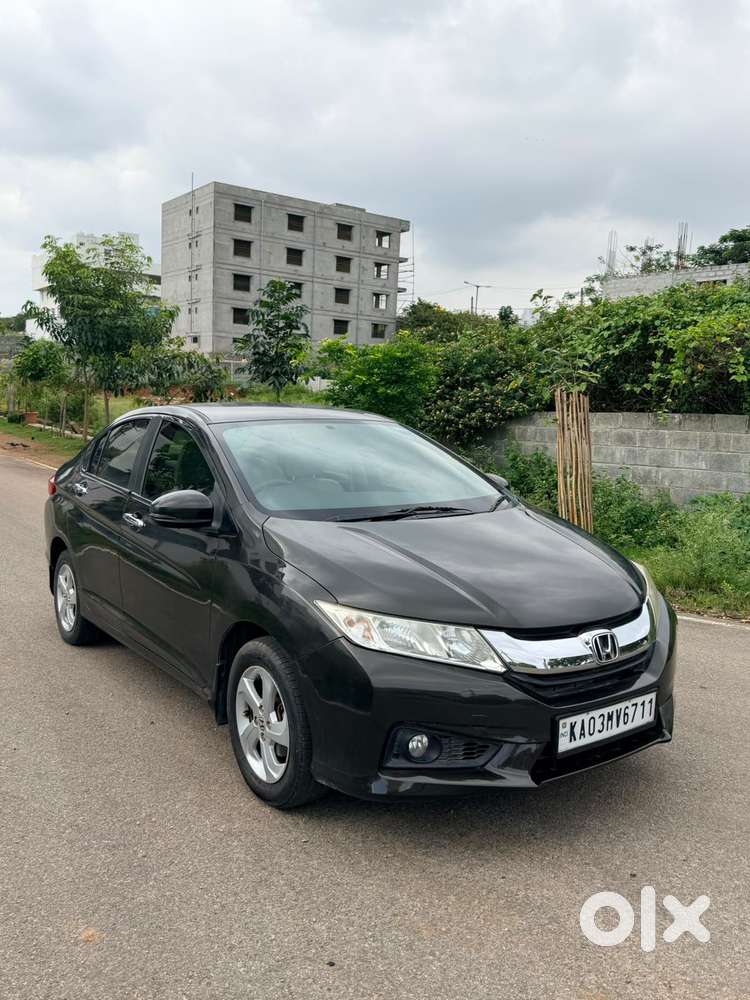 Honda City V Mt, 2015, Petrol