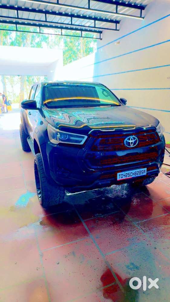 Toyota Hilux 2025 Diesel 4000 Km Driven