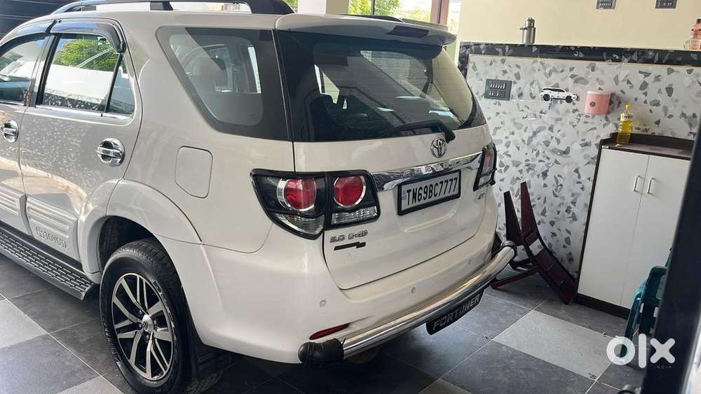 Toyota Fortuner 2015 Diesel Well Maintained