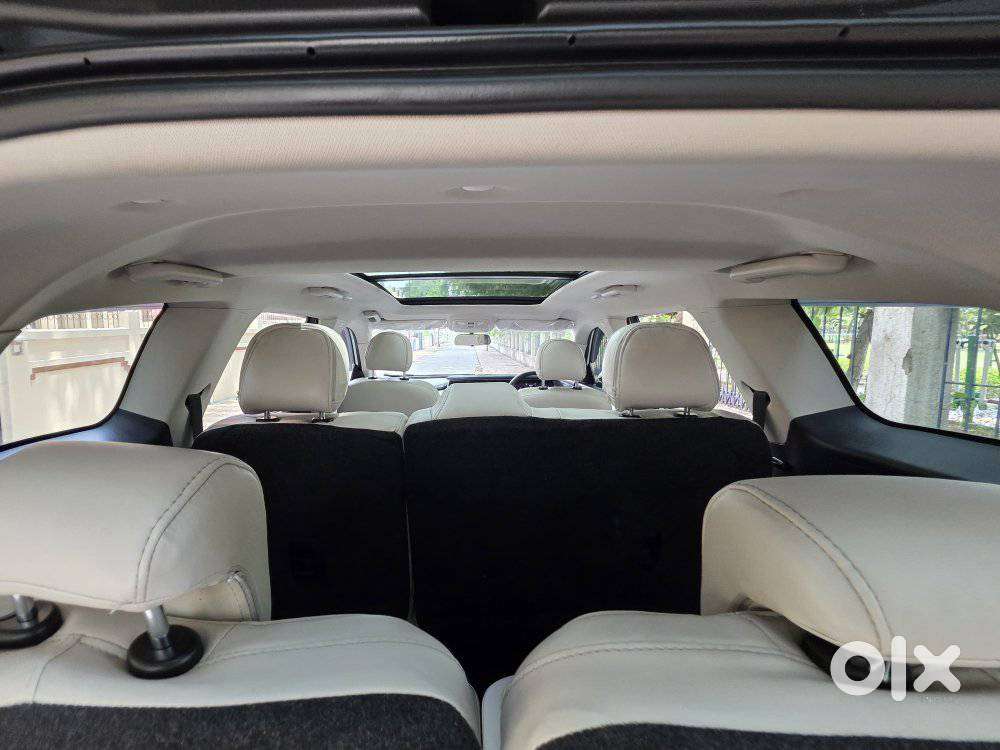 Mahindra Xuv700 2.2 Ax 5 Diesel Mt 7 Str, 2022, Diesel