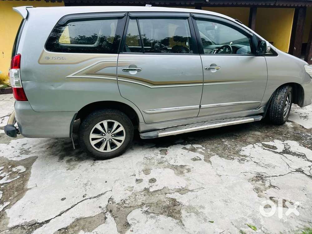 Toyota Innova 2015 Diesel 34500 Km Driven