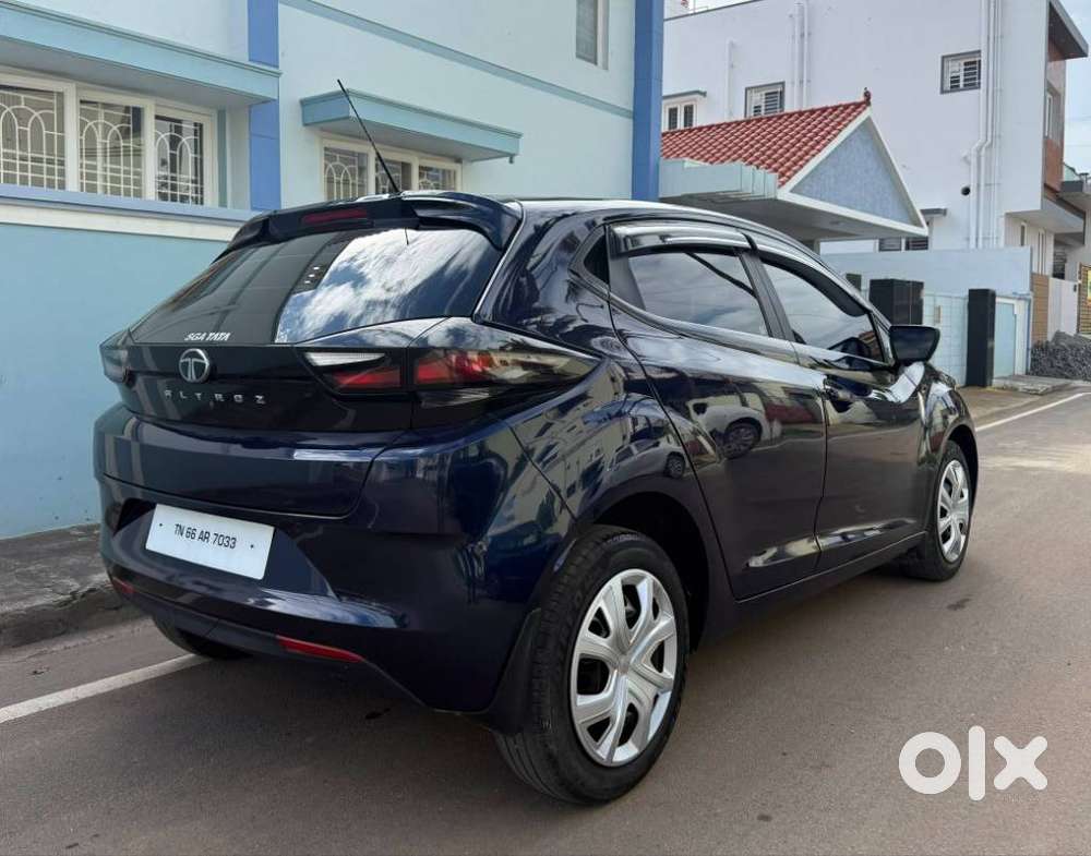 Tata Altroz 1.2 Xm, 2024, Petrol