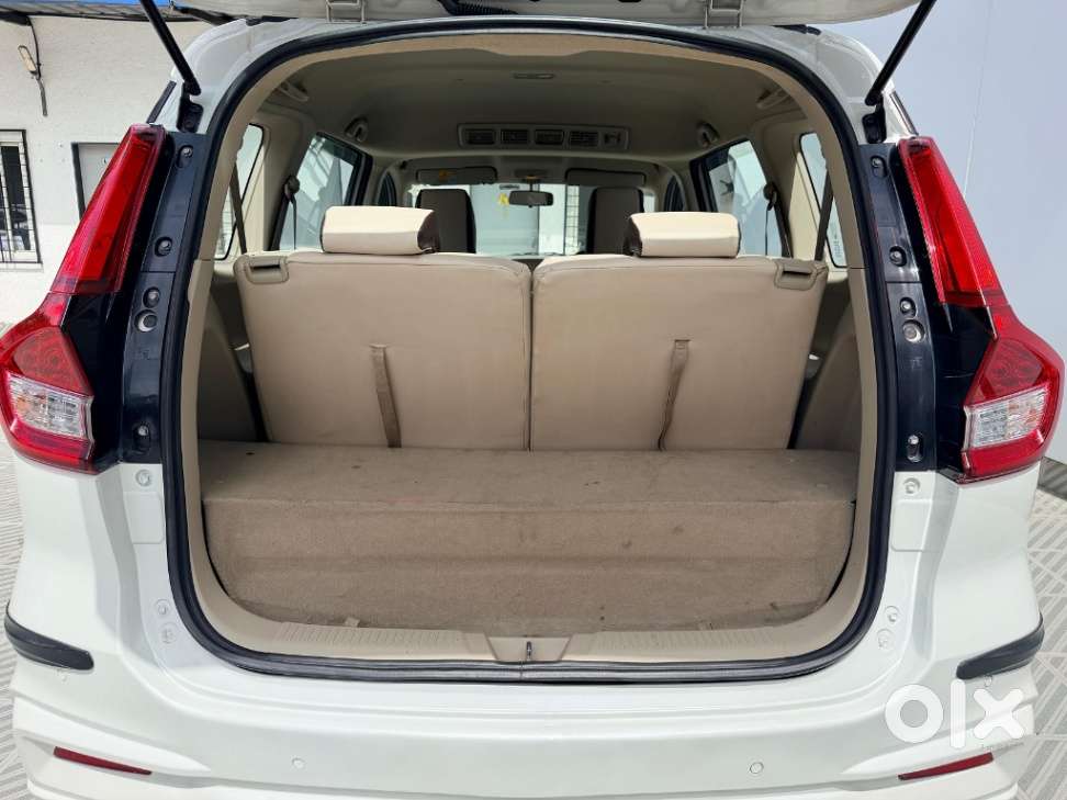 Maruti Suzuki Ertiga 1.5 Vxi, 2021, Petrol