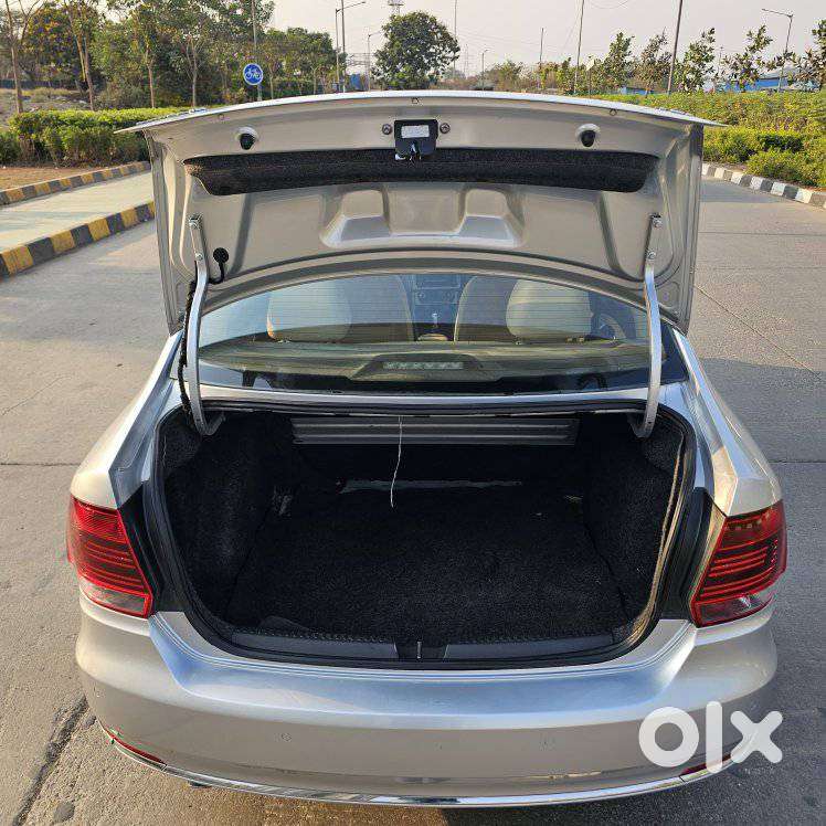 Volkswagen Vento 1.2 Highline Plus At 16 Alloy, 2017, Petrol