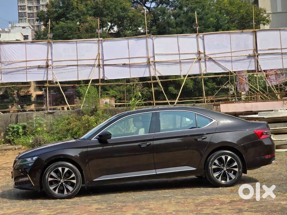 Skoda Superb 2.0 L&k Tsi At, 2021, Petrol
