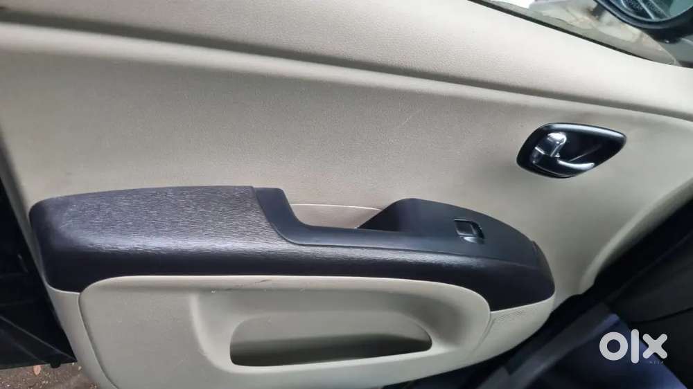 Hyundai I10 Sportz Petrol Manual 2011