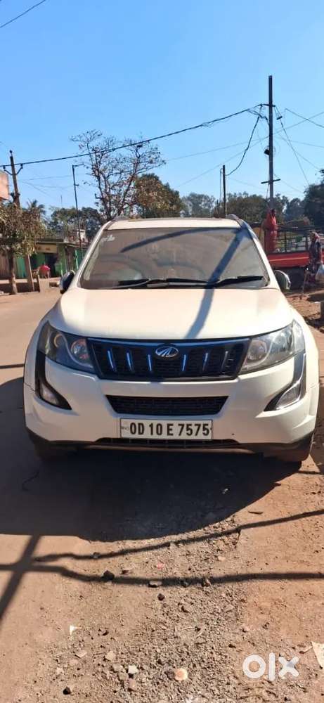 Mahindra Xuv  Model W10