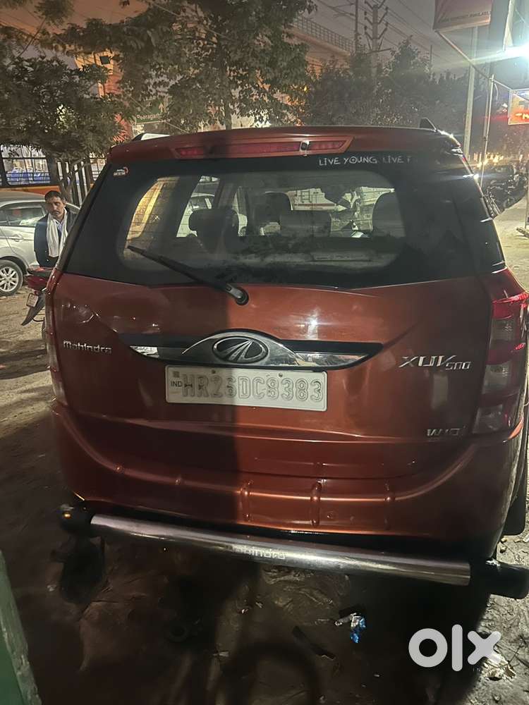 Mahindra Xuv500 2017 Diesel 90000 Km Driven