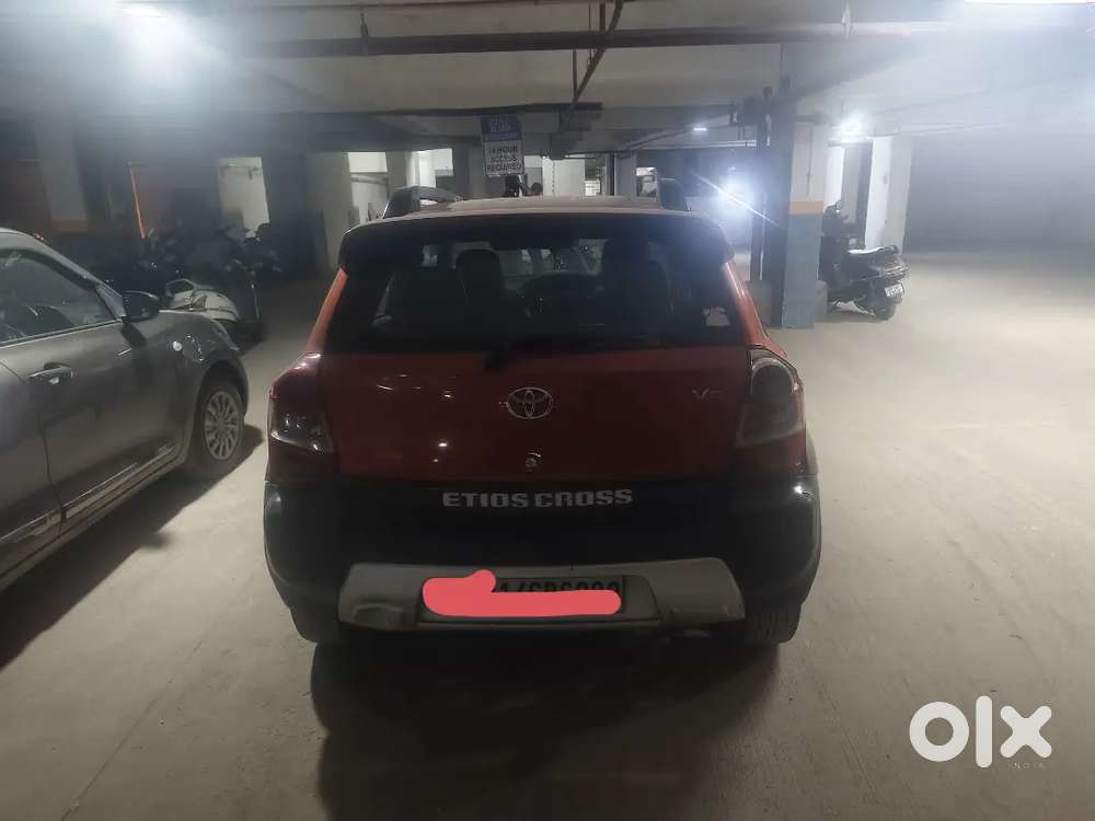 Toyota Etios Cross 2016 Diesel Well Maintained