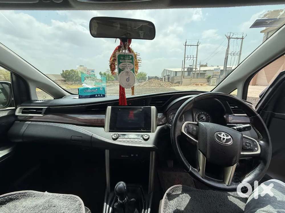 Toyota Innova Crysta 2019 Diesel 190000 Km Driven