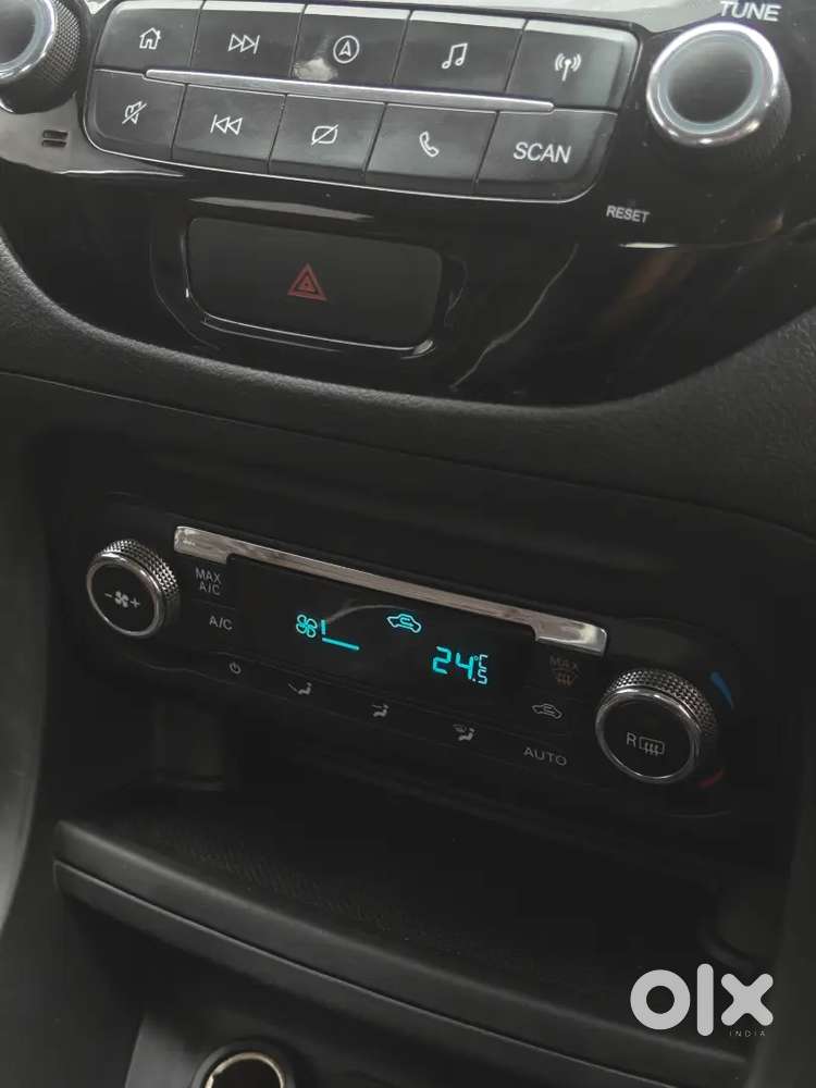 Ford Figo Titanium 2019 Petrol Manual