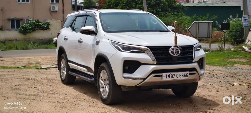 Toyota Fortuner 4x4 Manual Limited Edition, 2024, Diesel