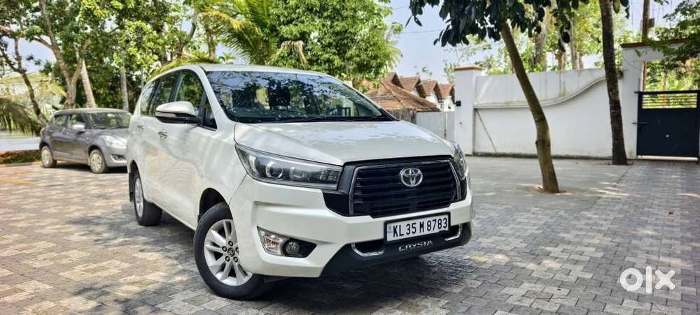 Toyota Innova Crysta 2.4 V, 2017, Diesel