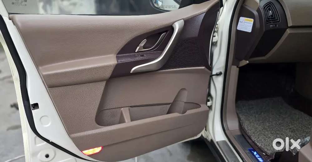 Xuv 500 With Service Record