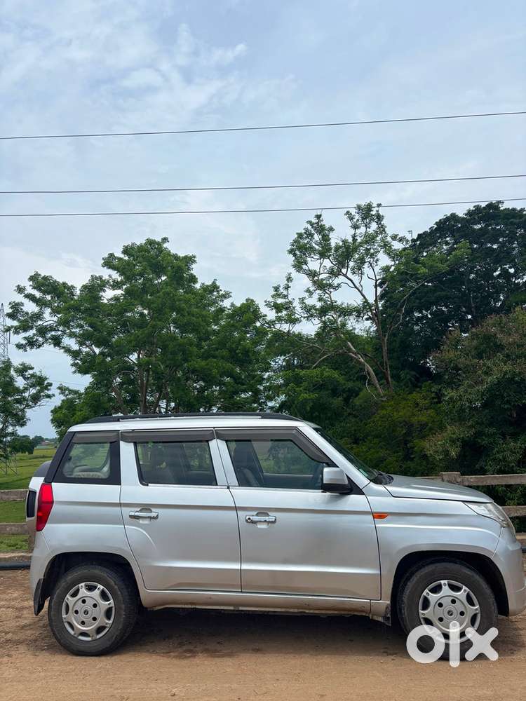 Mahindra Tuv 300 2019