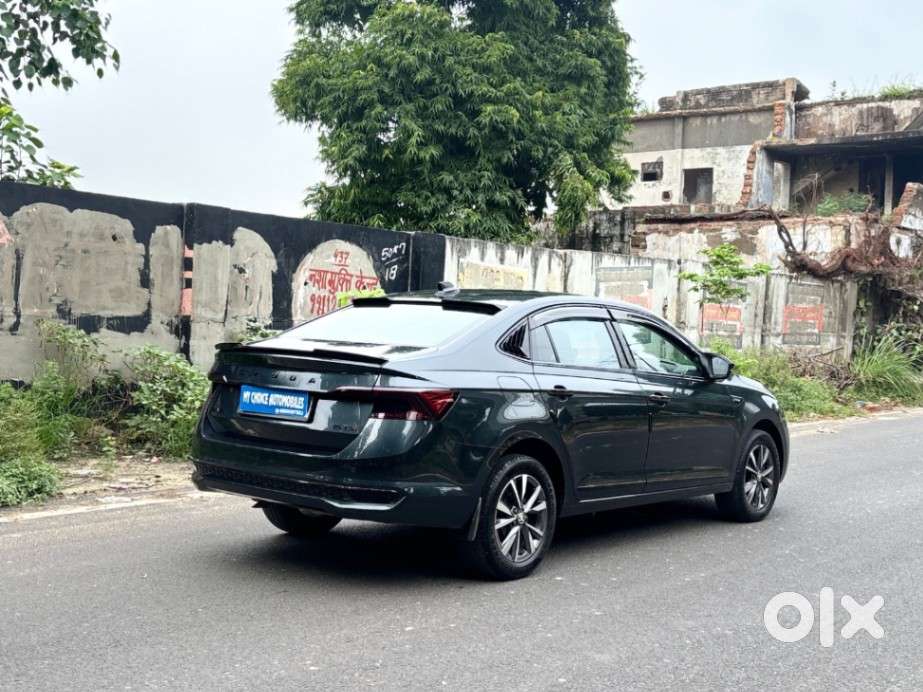 Skoda Slavia 1.0 Tsi Style, 2023, Petrol