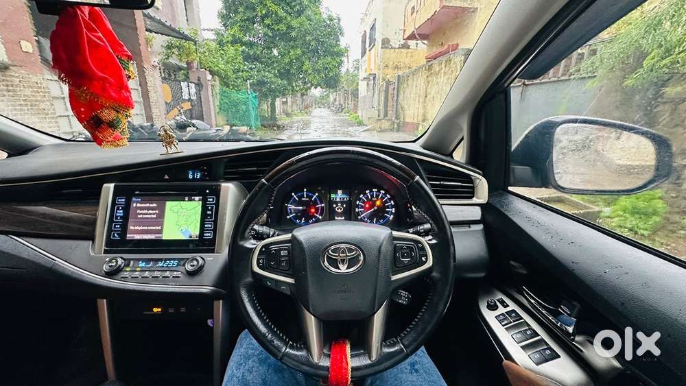 Toyota Innova Crysta 2018