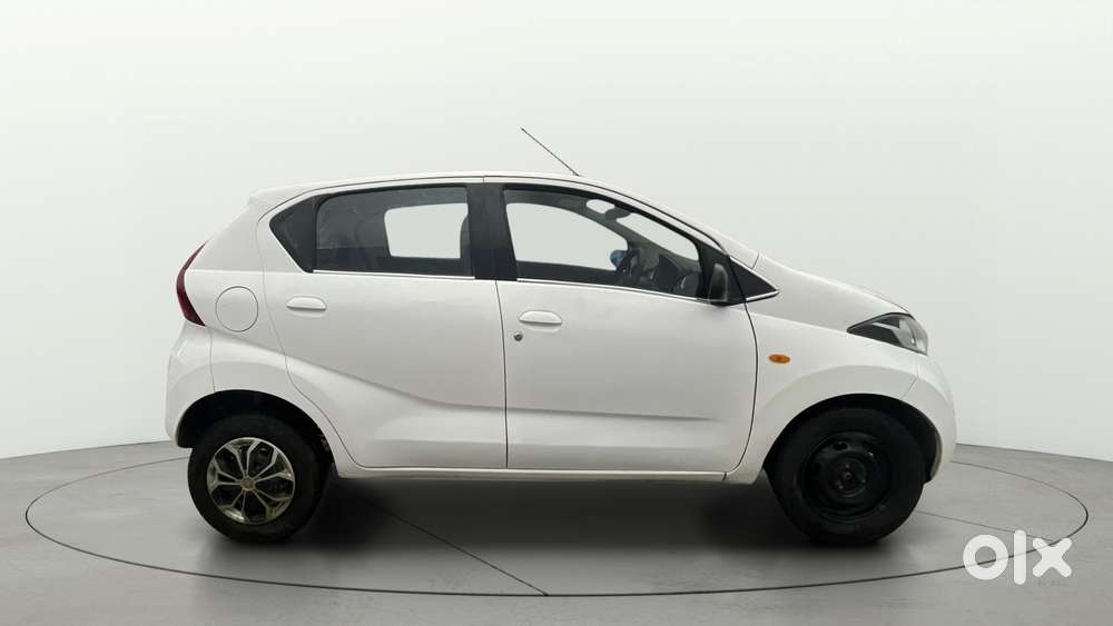 Datsun Redigo T Option, 2017, Petrol