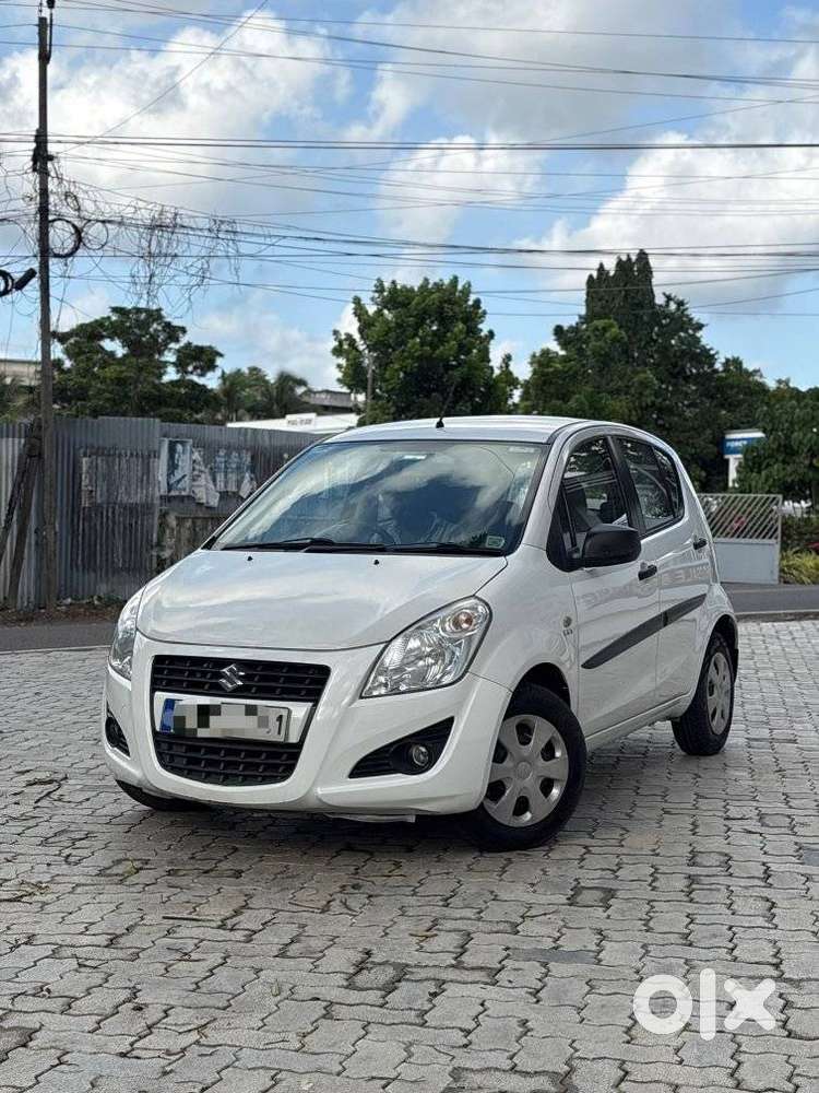 Maruti Suzuki Ritz Genus Vxi, 2015, Petrol