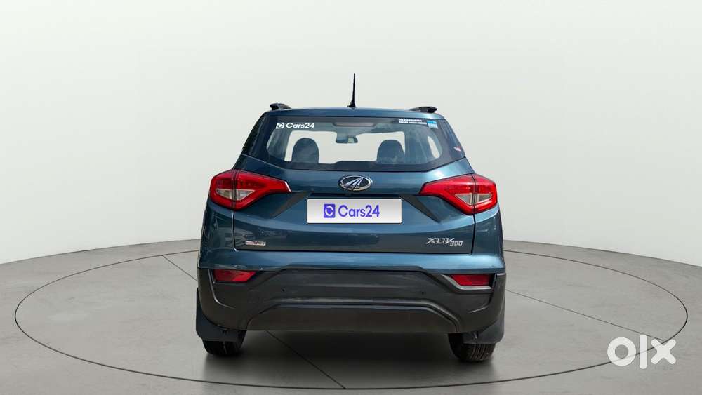 Mahindra Xuv300 1.2 W6 Amt Petrol, 2021, Petrol