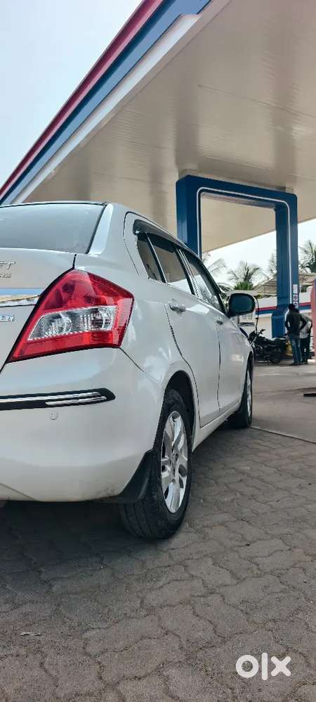 Maruti Suzuki Swift Dzire 2012