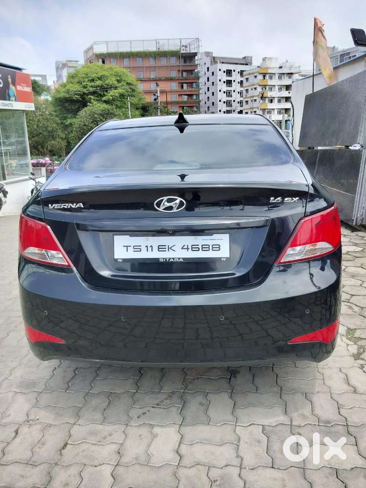 Hyundai Verna 1.6 Vtvt Sx, 2017, Petrol
