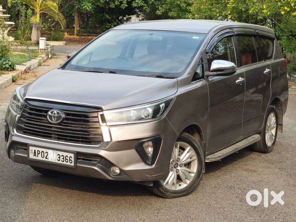 Toyota Innova Crysta 2.8z Automatic, 2018, Diesel