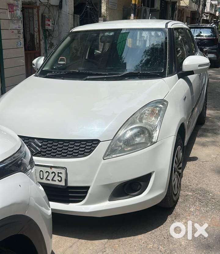 Maruti Suzuki Swift Lxi Optional-o, 2012, Petrol