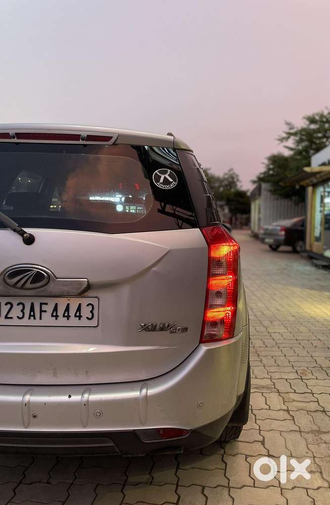 Mahindra Xuv500 W8, 2013