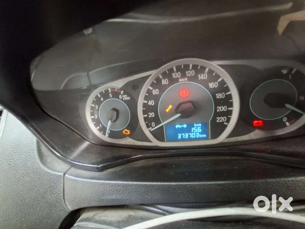 Ford Aspire Titatinium Blu 2016