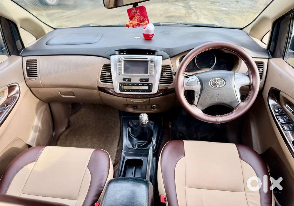 Toyota Innova 2.5 V 7 Str, 2015, Diesel
