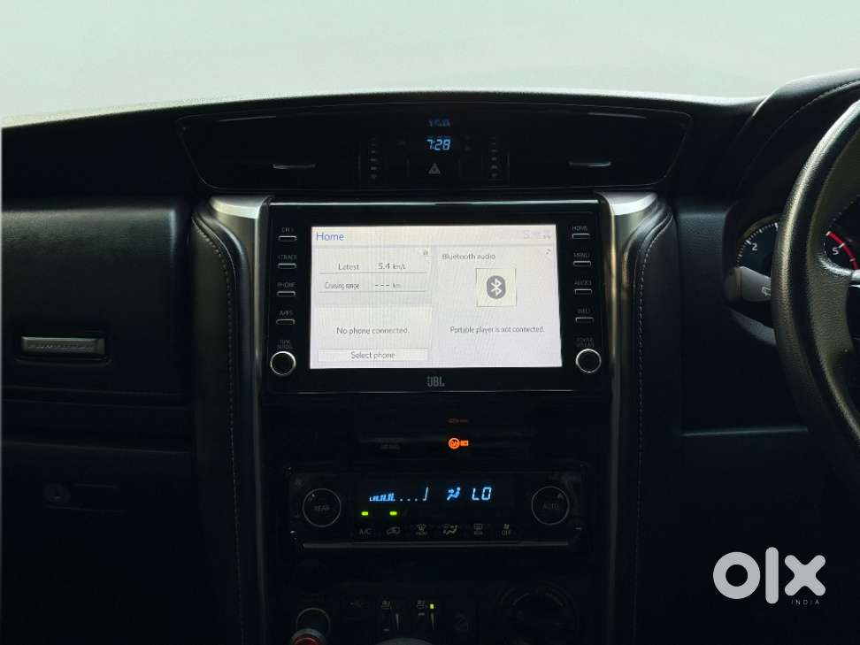 Toyota Fortuner 4x2 At 2.8 Diesel, 2021, Diesel