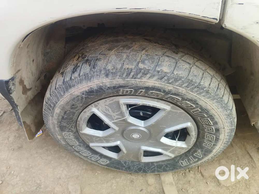Mahindra Scorpio 2.2 S4 2015