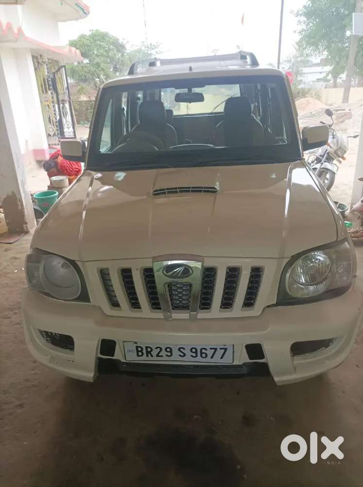 Mahindra Scorpio Sle 2015 Diesel Well Maintained