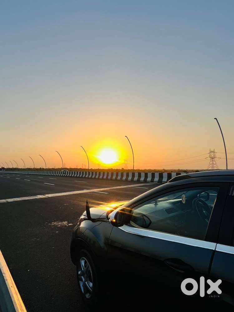 Tata Nexon Petrol Sunroof 2022