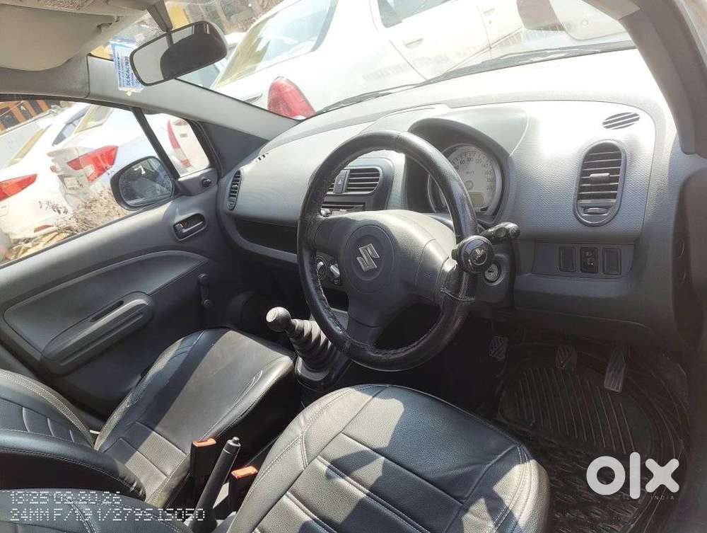 Maruti Suzuki Ritz Lxi, 2013, Petrol