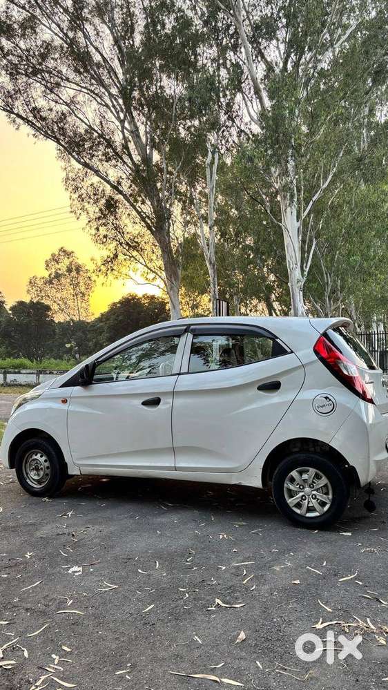 2017 Hyundai Eon Era Petrol 2-seater