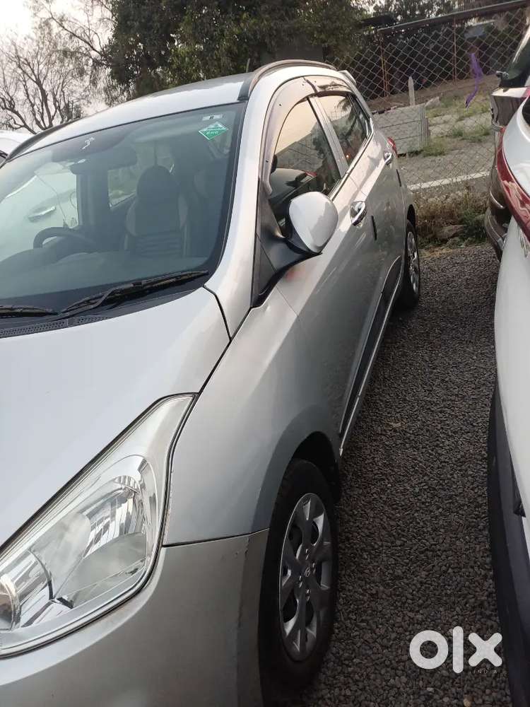 Top Model I10 Sportz Cng