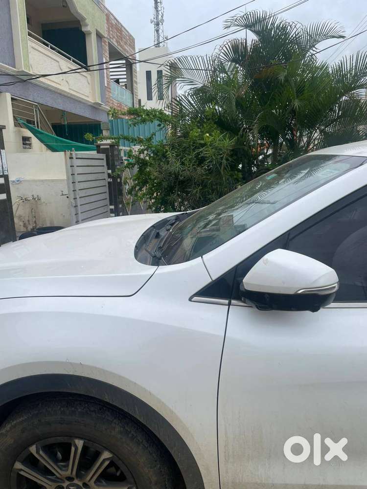 Mahindra Xuv700 2024 Diesel Ax7 Luxury Pack