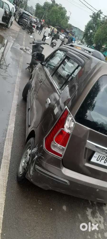 Fix Price Wagon 2011 Km Driven