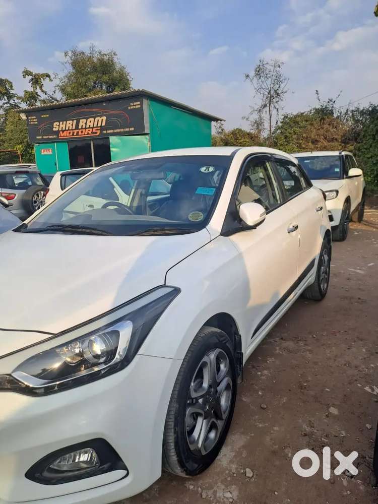 Hyundai I20 Petrol Top Model Asta Optional New Codition 19 Model