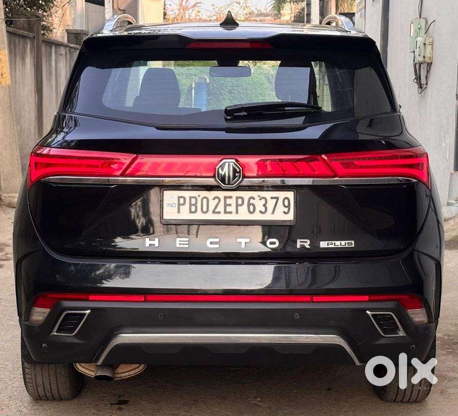 Mg Hector Plus, 2023, Petrol