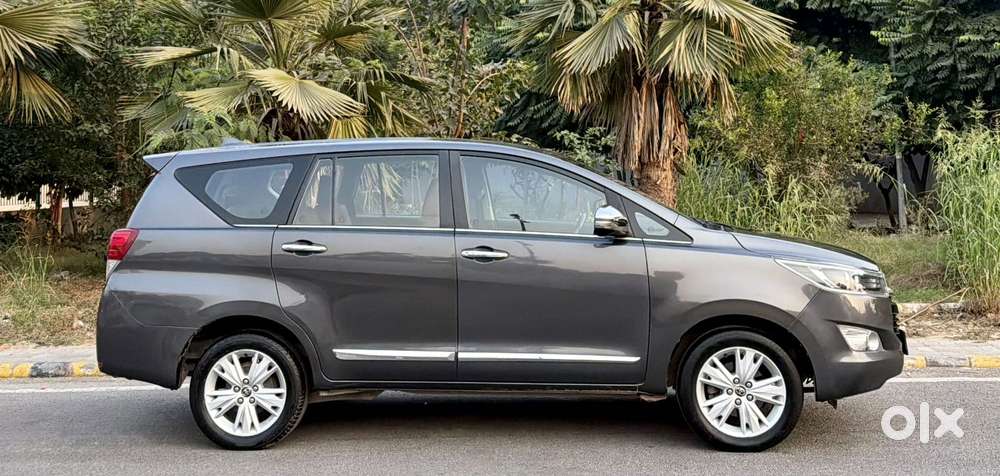 Toyota Innova Crysta 2.7 Zx At, 2017, Petrol