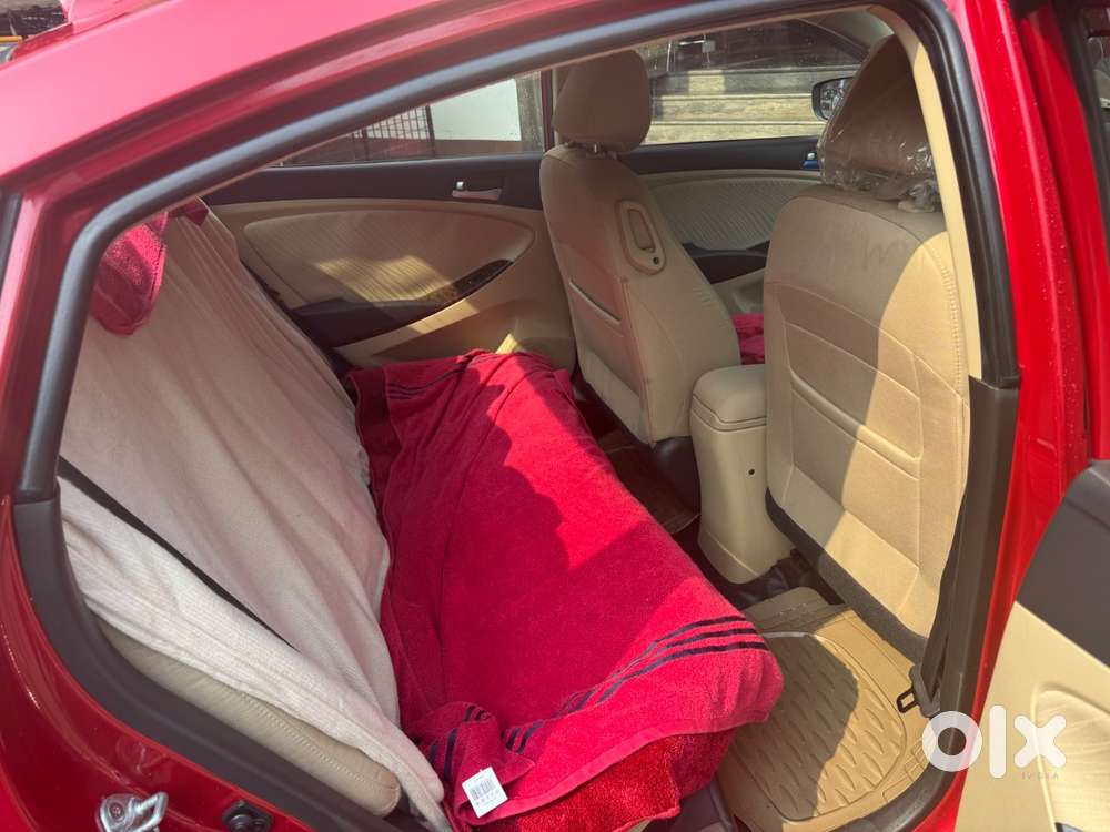 Hyundai Verna Fluid 1.6 Manual Vtvt Sx